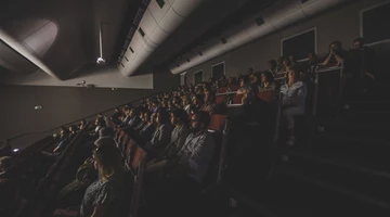 Relacja z pokazu filmu "Śmierć Wyspy" i spotkania z autorami